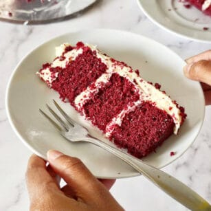 red velvet cake with coffee is ready to be served