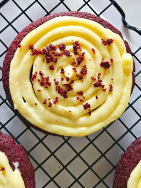 red velvet crumbl cookie recipe