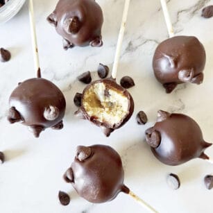 starbucks cookie dough cake pop