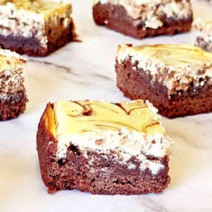 Chocolate cheesecake brownies Image and recipe by Sayali Bhave. Copyright : www.dessertkatta.com