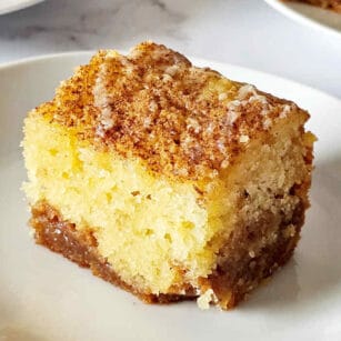 coffee cake recipe Image and recipe by Sayali Bhave. Copyright : www.dessertkatta.com