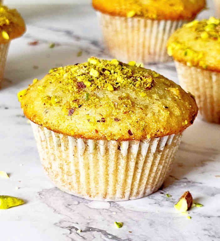 pistachio muffins recipe